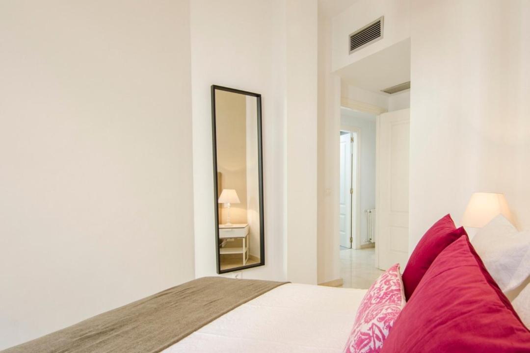 Cruz Apartment Madrid Esterno foto