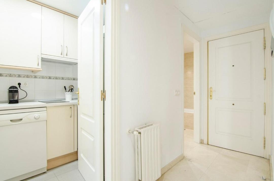 Cruz Apartment Madrid Esterno foto
